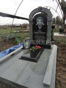Мемориальный (19) Мемориальный (19)