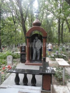 Мемориальный (20) Мемориальный (20)